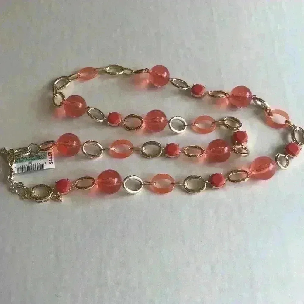 INC new Gold Tone Stone beaded Necklace - Picture 8 of 8